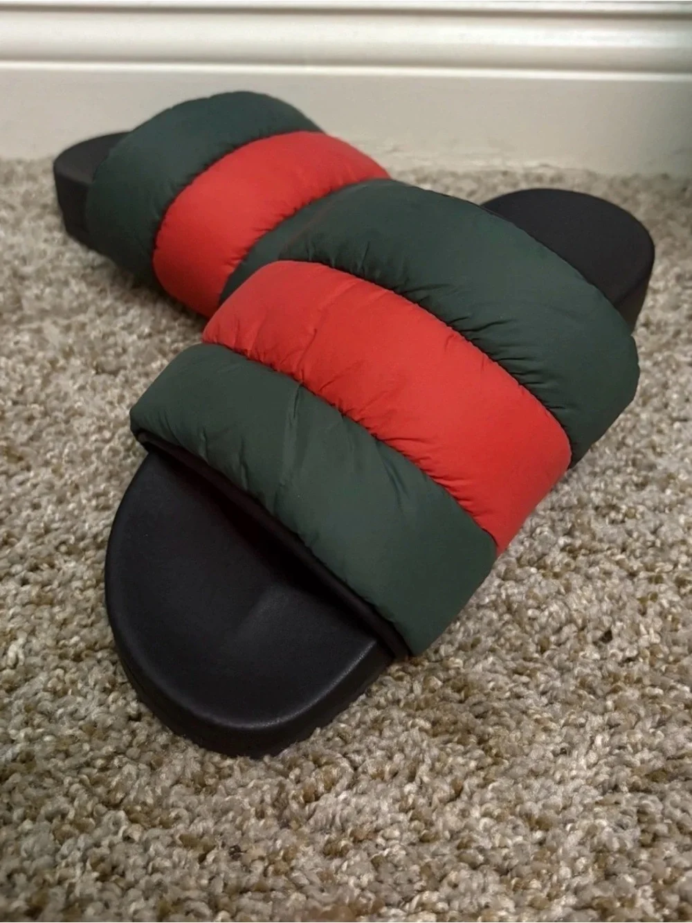Gucci Slide Sandals in Dark Green and Red